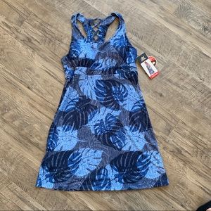 Palm leaves blue dress size small, built in cups